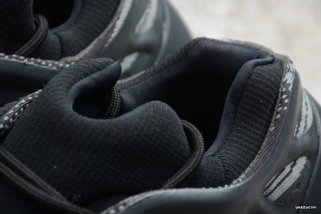 H67799 Boost 700 Adidas V3 Yeezy Black 0816